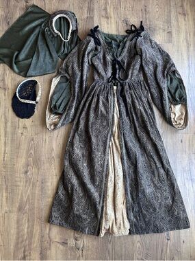Renaissance Costume